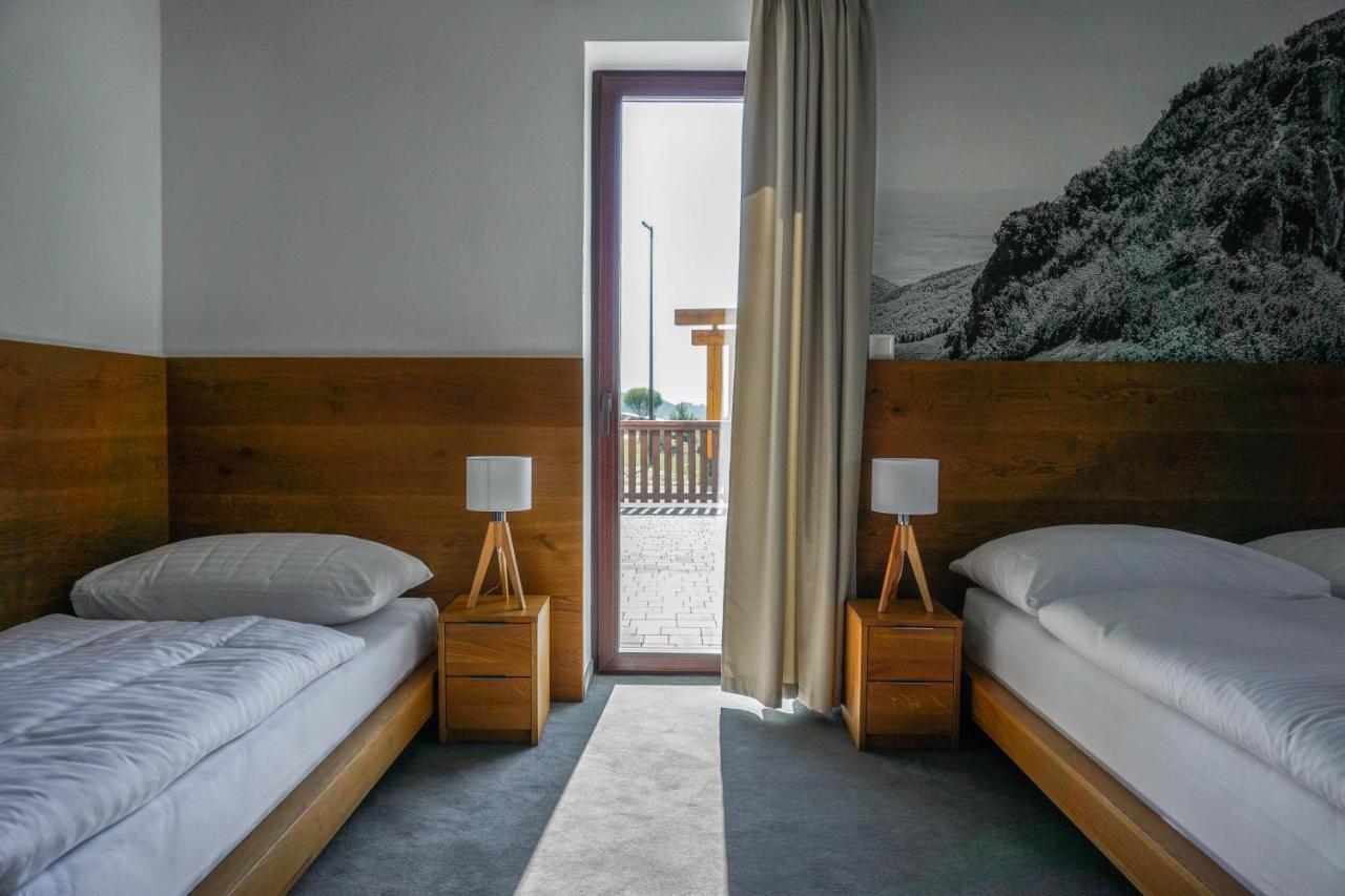 Apartmany Sport & Ski Valča Extérieur photo